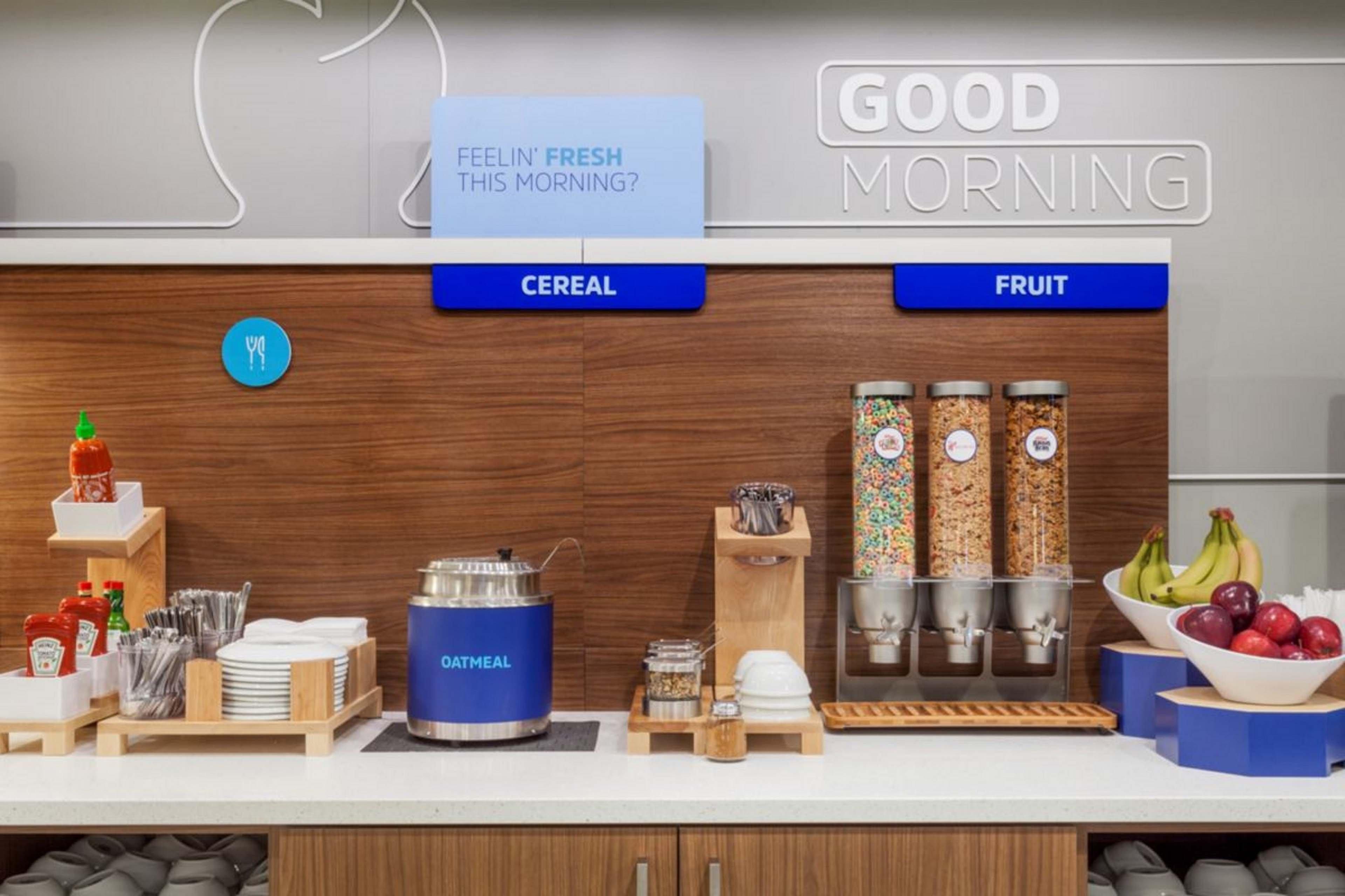 קרלסטד Holiday Inn Express Hotel & Suites Meadowlands Area By Ihg מראה חיצוני תמונה