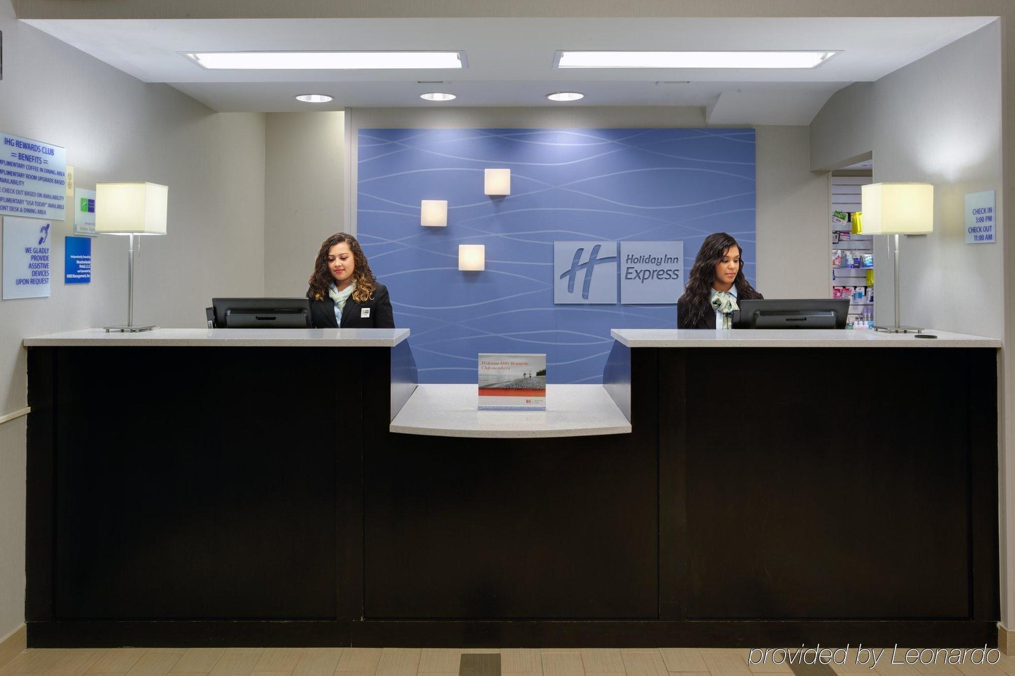 קרלסטד Holiday Inn Express Hotel & Suites Meadowlands Area By Ihg מראה חיצוני תמונה